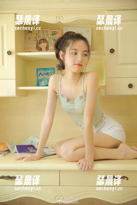 51cg 轻松分享51cg,带你品尝最新鲜的“黑瓜”!