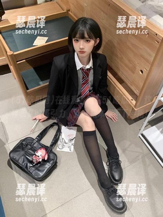 51吃瓜网 在线观看?在51吃瓜网,这种永久的吸引力,让我根本停不下手指!