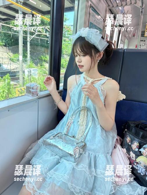 718吃瓜 718吃瓜更新,让我一秒感觉被塞进了瓜田!