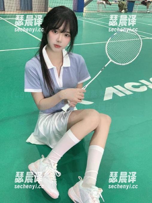 cgw 在线逛cgw,突然发现隔壁神秘邻居的宠物猫也是个网红?