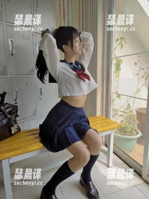 www.吃瓜 本以为“www.吃瓜”app能让我有个安静的八卦追踪,结果却成了心里小鹿乱撞的刺激场所。