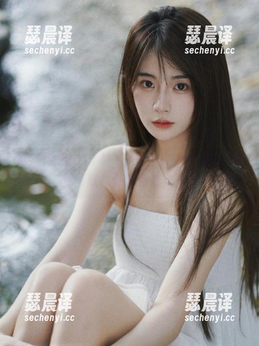 今日吃瓜911 一脚踏进今日吃瓜911的入口,立马被八卦海淹没,连喘气都难
