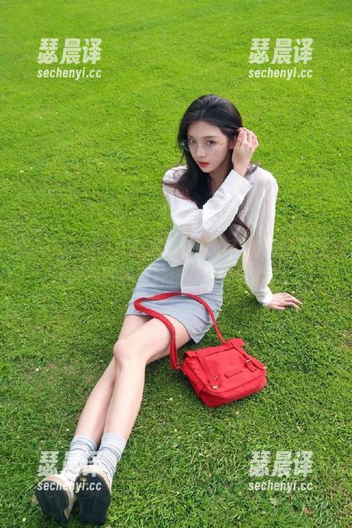 吃瓜718 八卦成瘾?吃瓜718的首页让我每次都有种强烈的好奇心。