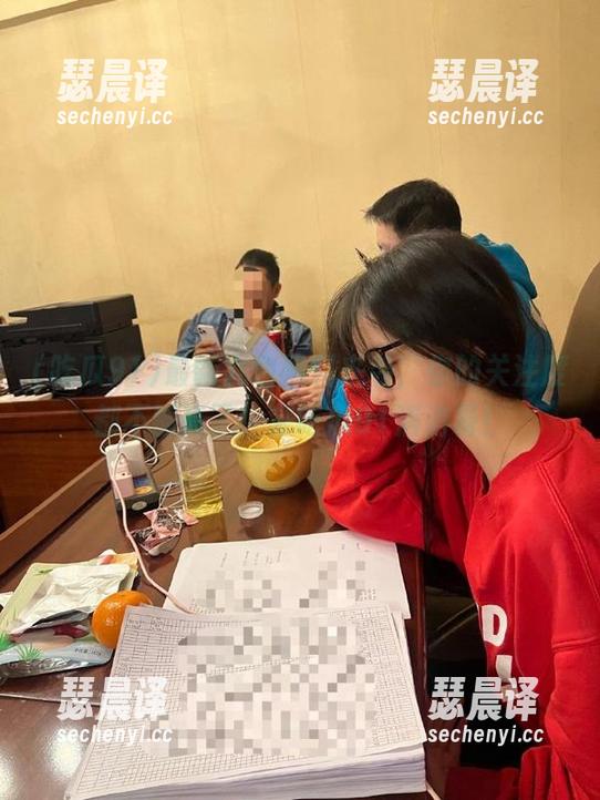 吃瓜91 最新九色黑料来袭,你的关注度都不够高了!来吃瓜91消消暑!