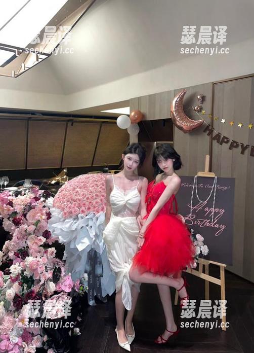 吃瓜不打烊 吃瓜不打烊,网址更新频率堪比打电话,这八卦也太无聊了吧。