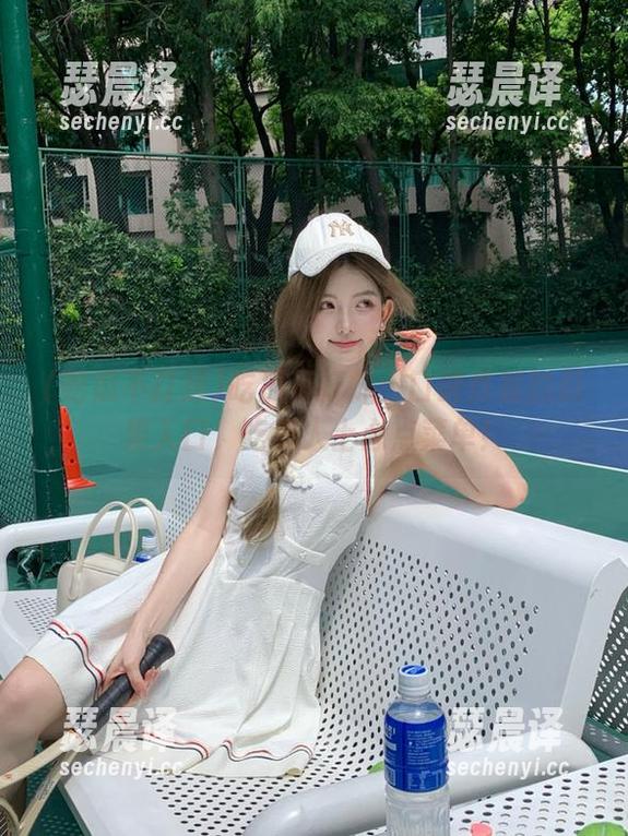 吃瓜不打烊 吃瓜不打烊:口碑炸裂的瓜果入口,吃瓜人士必点菜单!