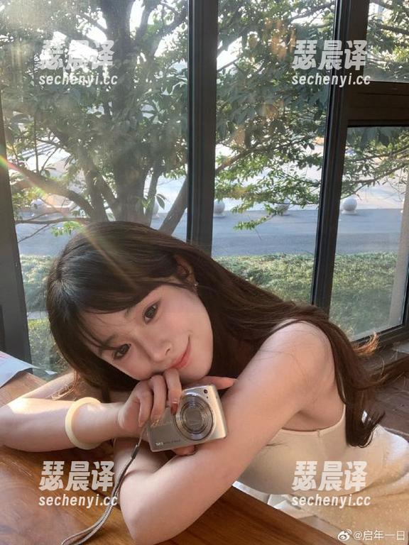 在吃瓜大本营app上，人们居然可以聊到天荒地老！