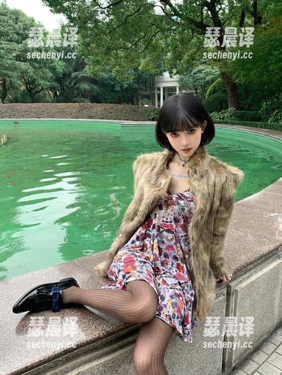 吃瓜头条 所有吃瓜群众注意,今天“吃瓜头条”的新地址来了,保障你们无脑吃瓜不迷路~嘿嘿