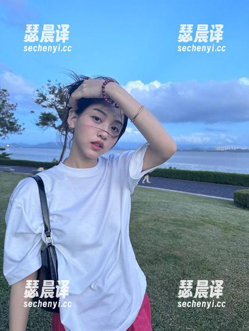 吾爱吃瓜 登录吾爱吃瓜,回家的路瓜哥开启新一轮瓜田奇遇记!