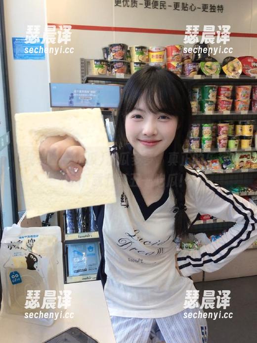 我爱五一吃瓜 香瓜多多,真正的乐趣在于下载我爱五一吃瓜!