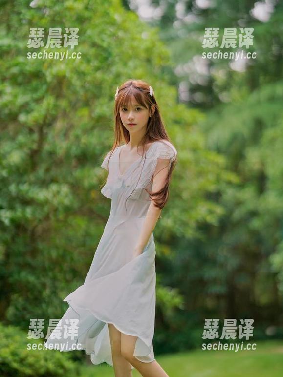 海角吃瓜 海角吃瓜传送门里黑料连连,让我不忍心放过任何一个细节。
