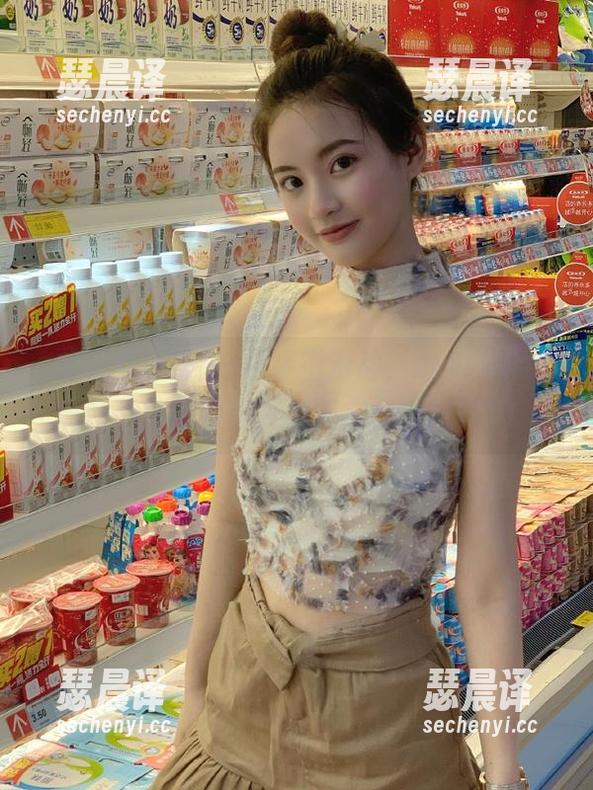 黑料不打烊 一根手指滑动,zztt21.su黑料不打烊的首页重新定义“沉迷”。