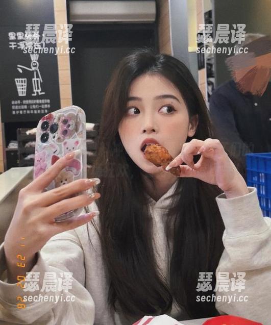 黑料冲哥 黑料冲哥地址曝光:网红们的日常真是一场狂欢,看得我目瞪口呆!
