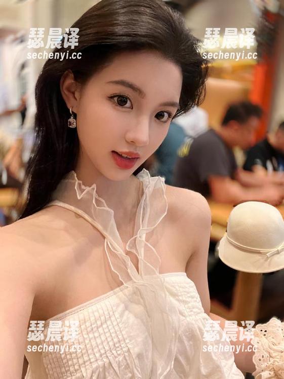 黑料在线 真心建议点开“黑料在线”的网页,播放的内容居然比我平时八卦的都要有趣啊!