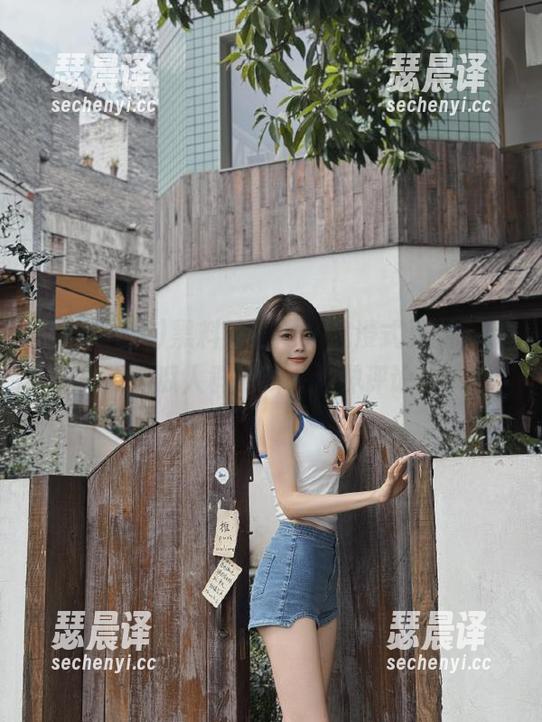 黑料社区 黑料社区网站沉浸式更新,引发吃瓜人群的新一波神评论!