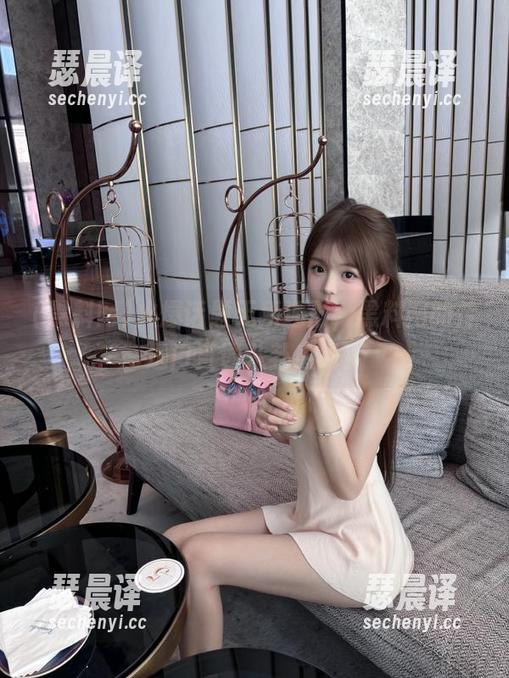 黑料网 火爆话题无所遁形,黑料网的传送门直通八卦底线!